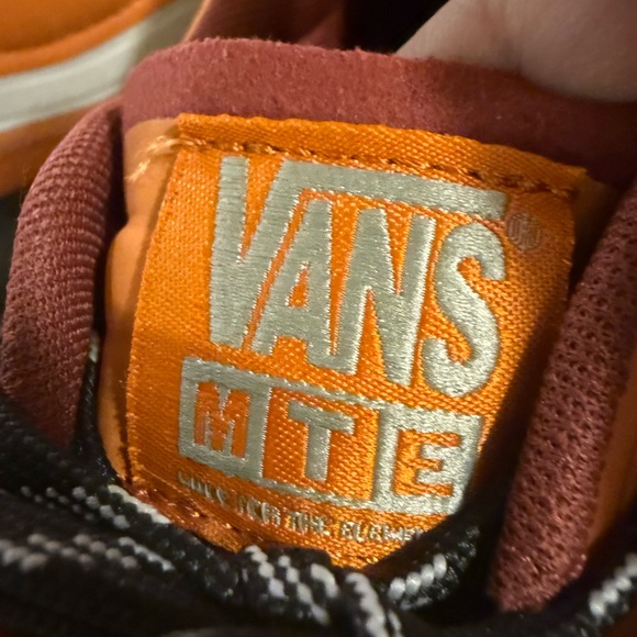 VANS MTE Crosspath VN000CVU52K Orange US Mens Size 10.5 - Picture 3 of 9